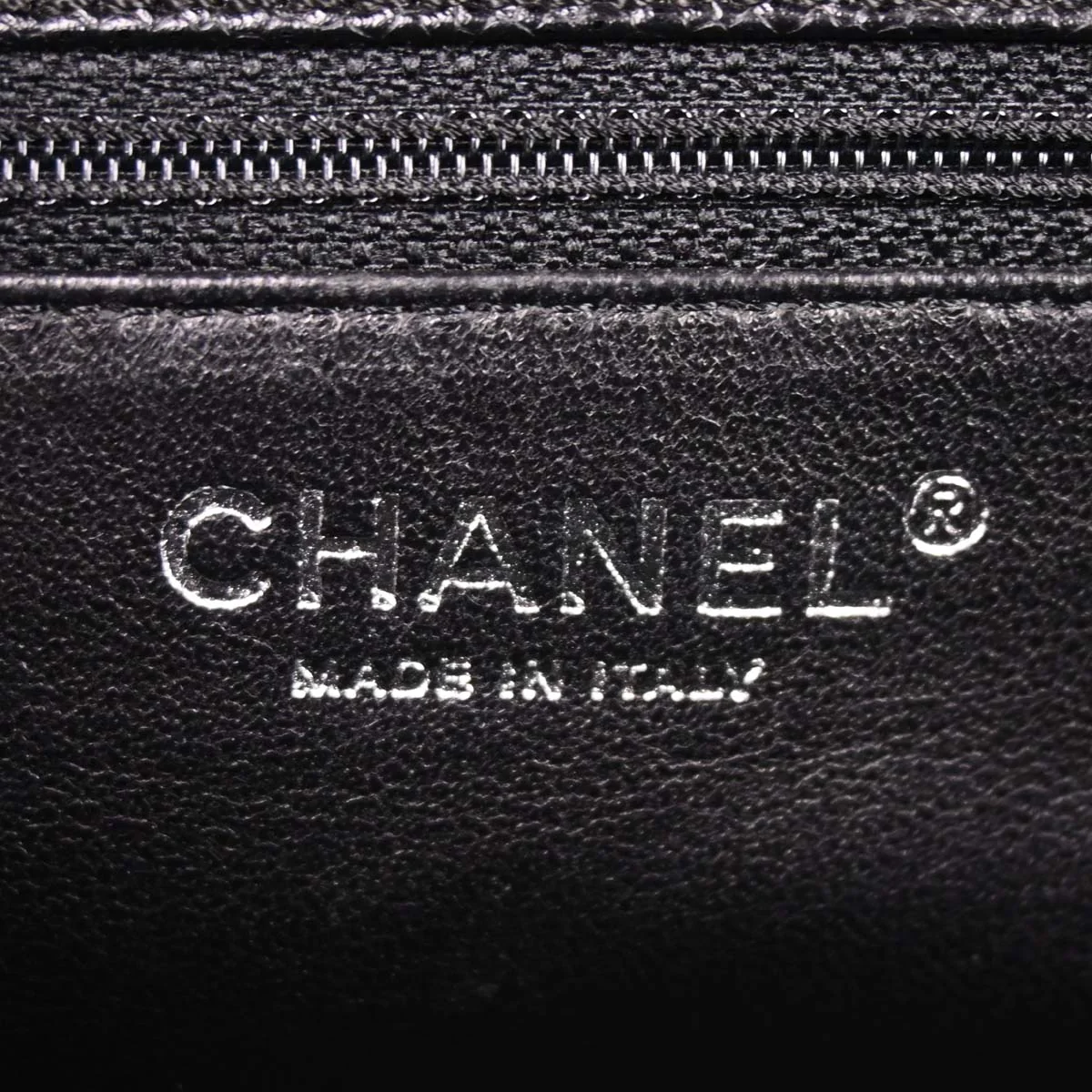 Chanel 2005-2006 Black Caviar Skin Top Handle Handbag - Image 9