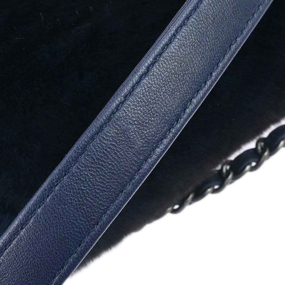 Chanel 2015-2016 Navy Rabbit Fur Shoulder Bag - Image 10