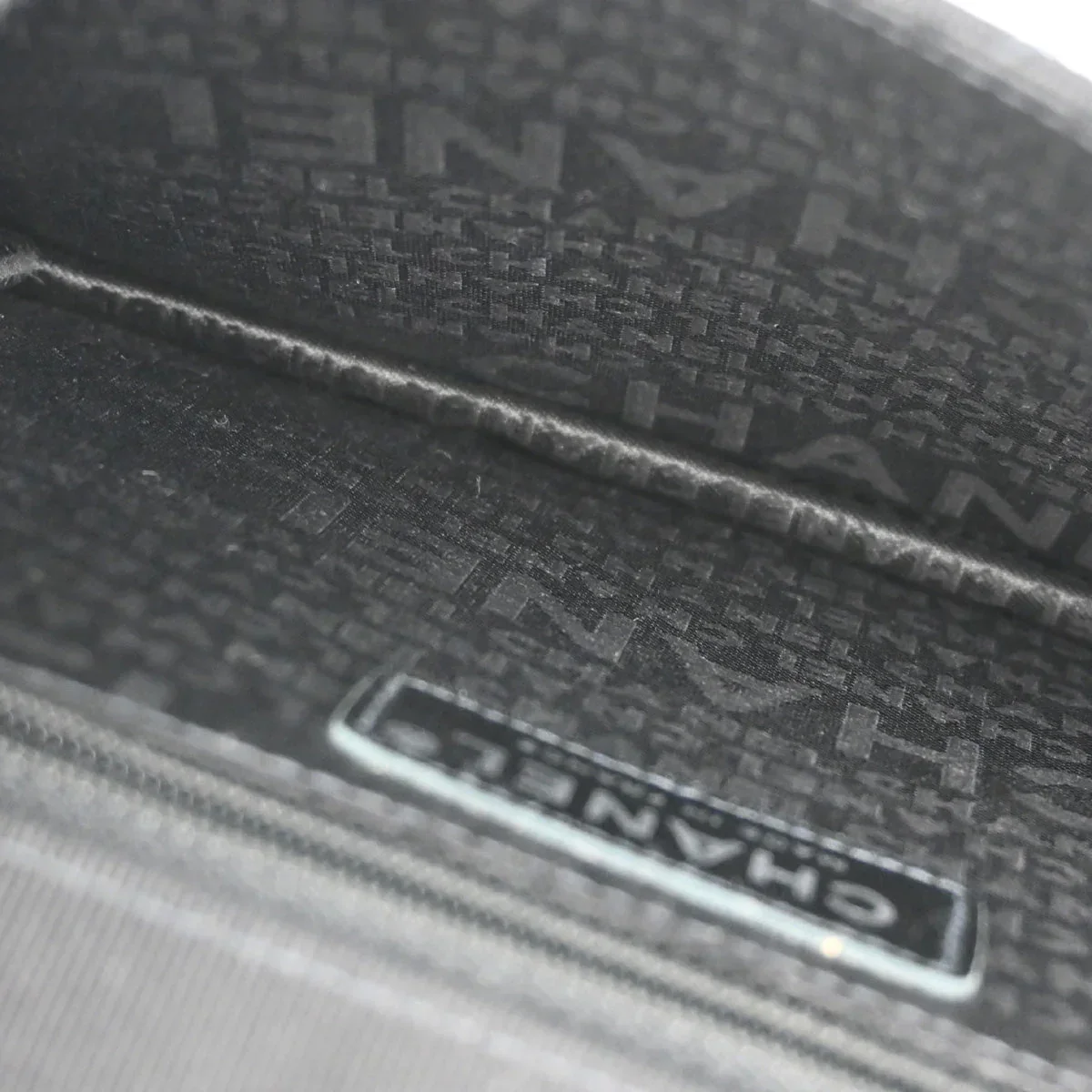 Chanel 2005-2006 Black Emblem Chain Shoulder Bag - Image 11