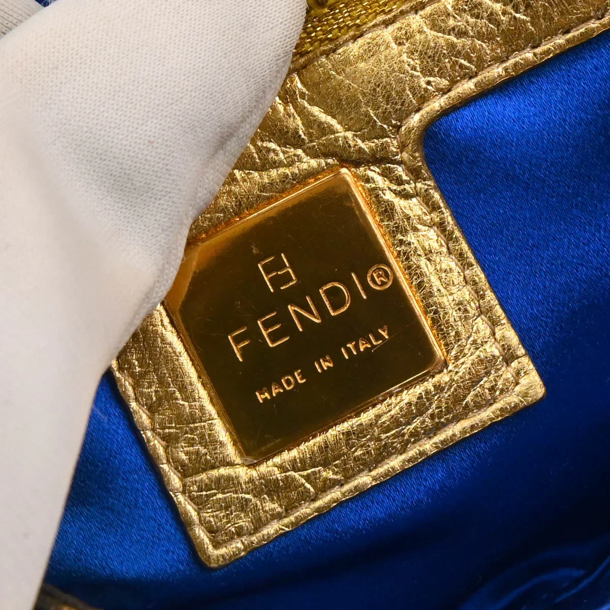 Fendi 2000 Gold Zucca Embroidered Baguette Handbag - Image 9