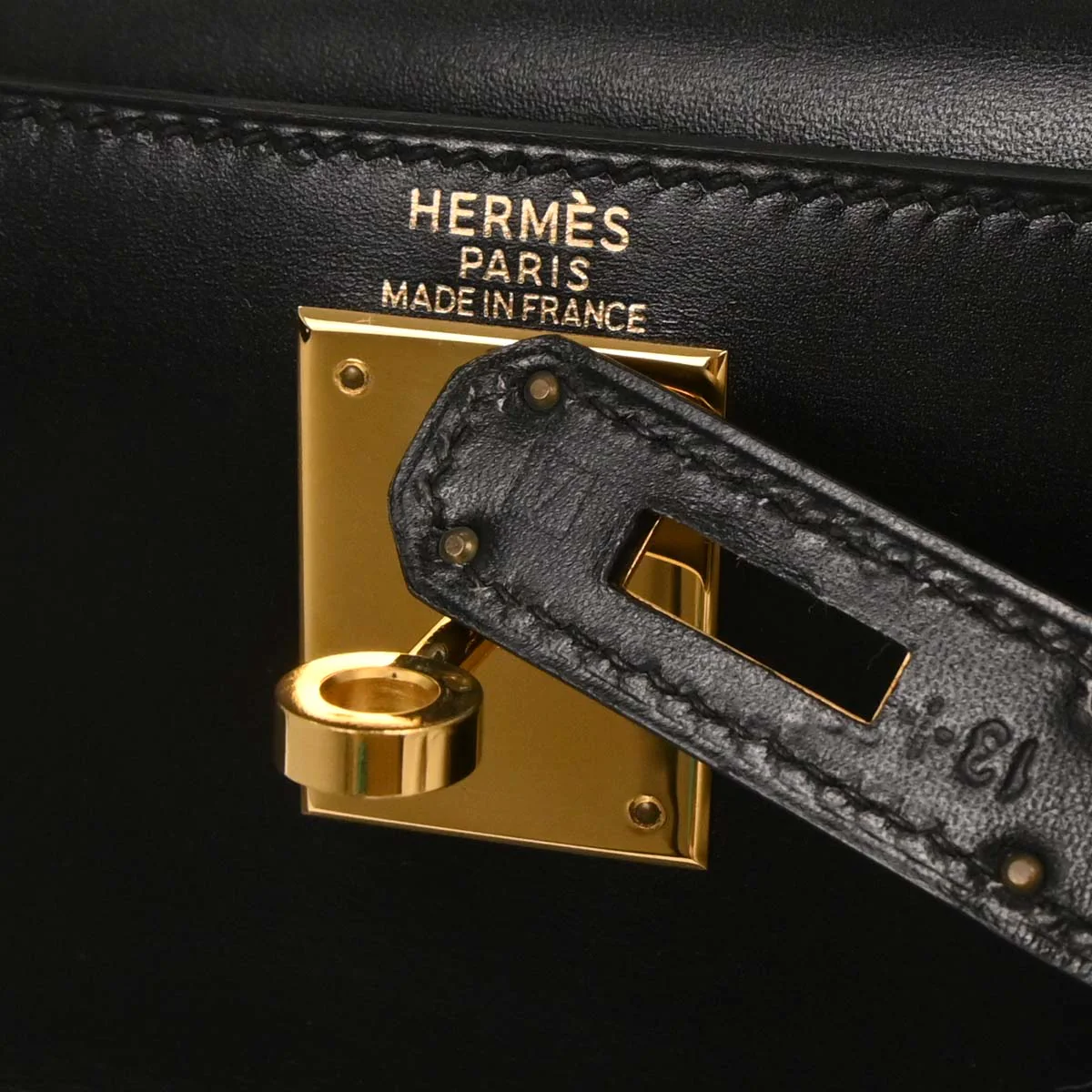 Hermes Black Box Calf Kelly 28 Retourne 2way Shoulder Handbag - Image 10