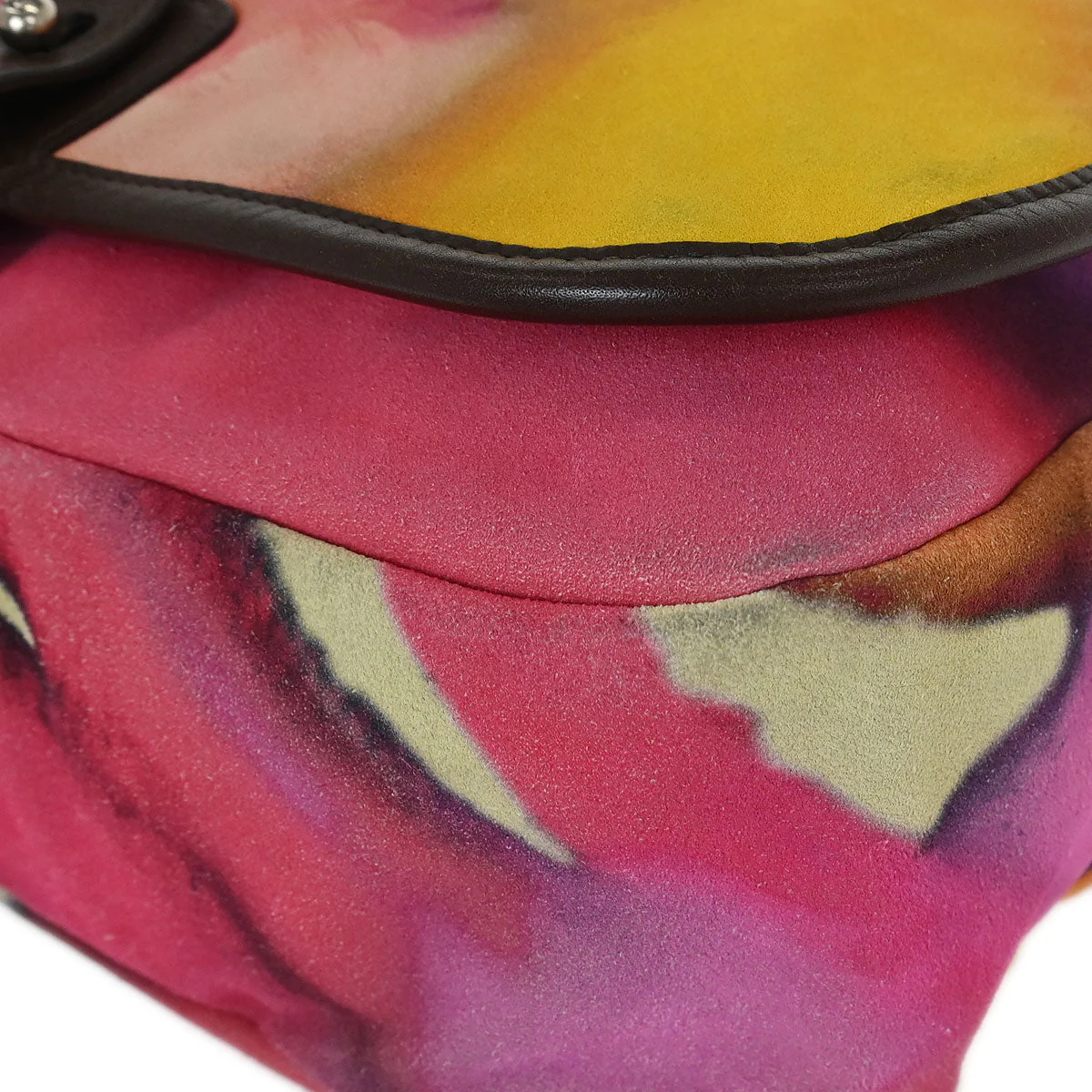 Chanel Yellow Suede Flap Shoulder Bag - Image 4