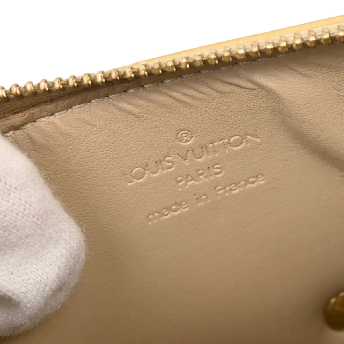 Louis Vuitton 2002 Beige Vernis Flower Lexington Handbag M92246 - Image 9