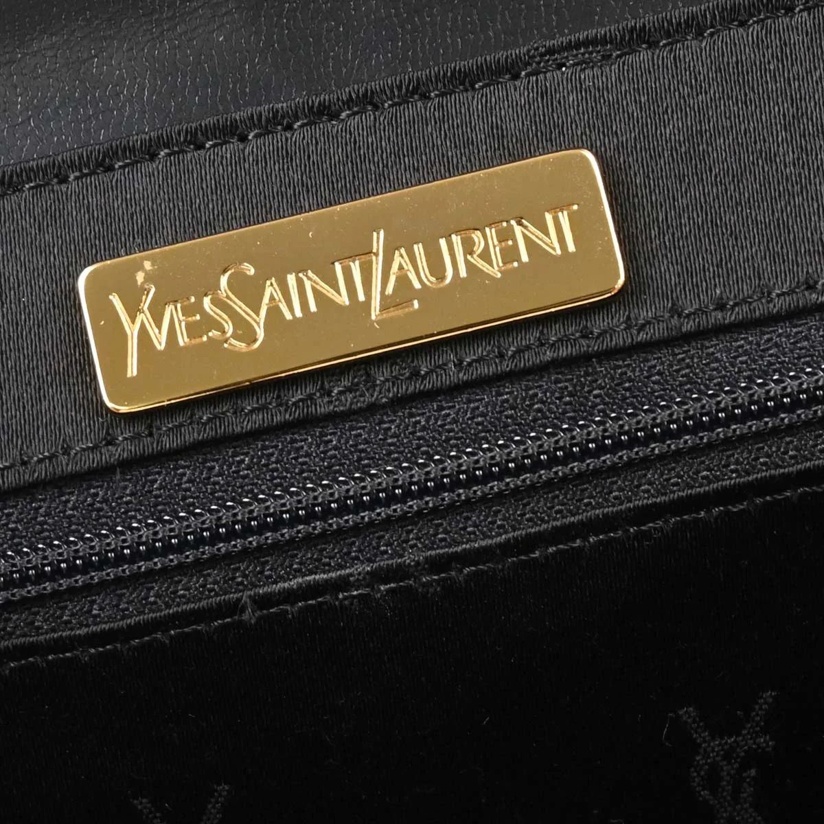 Yves Saint Laurent Black Leather Handbag - Image 10