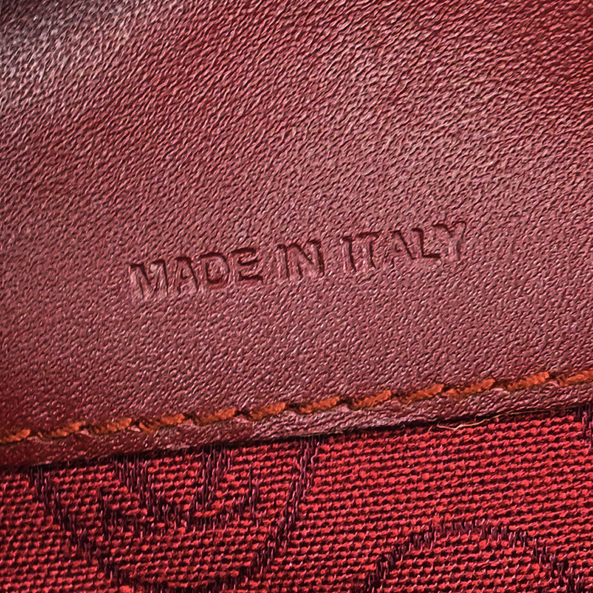 Cartier Bordeaux Shoulder Bag - Image 9