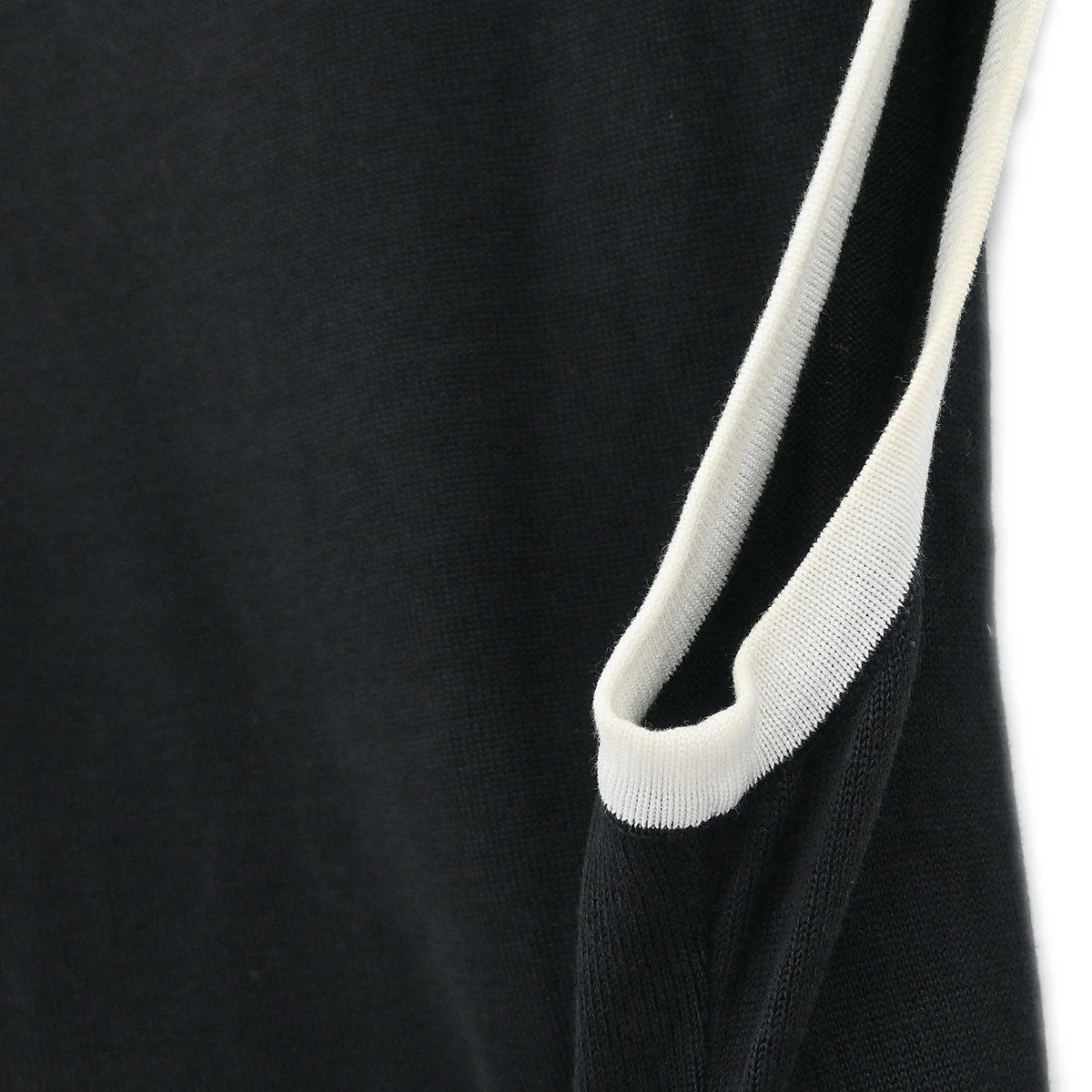 Chanel Sleeveless Top Black #42 - Image 4
