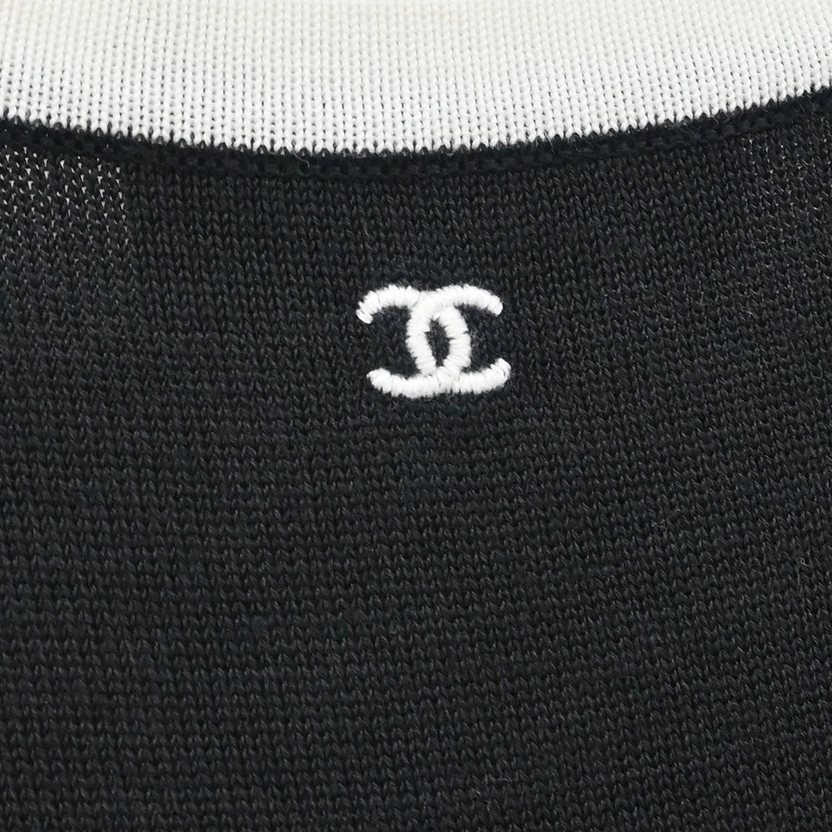 Chanel Sleeveless Top Black #42 - Image 5