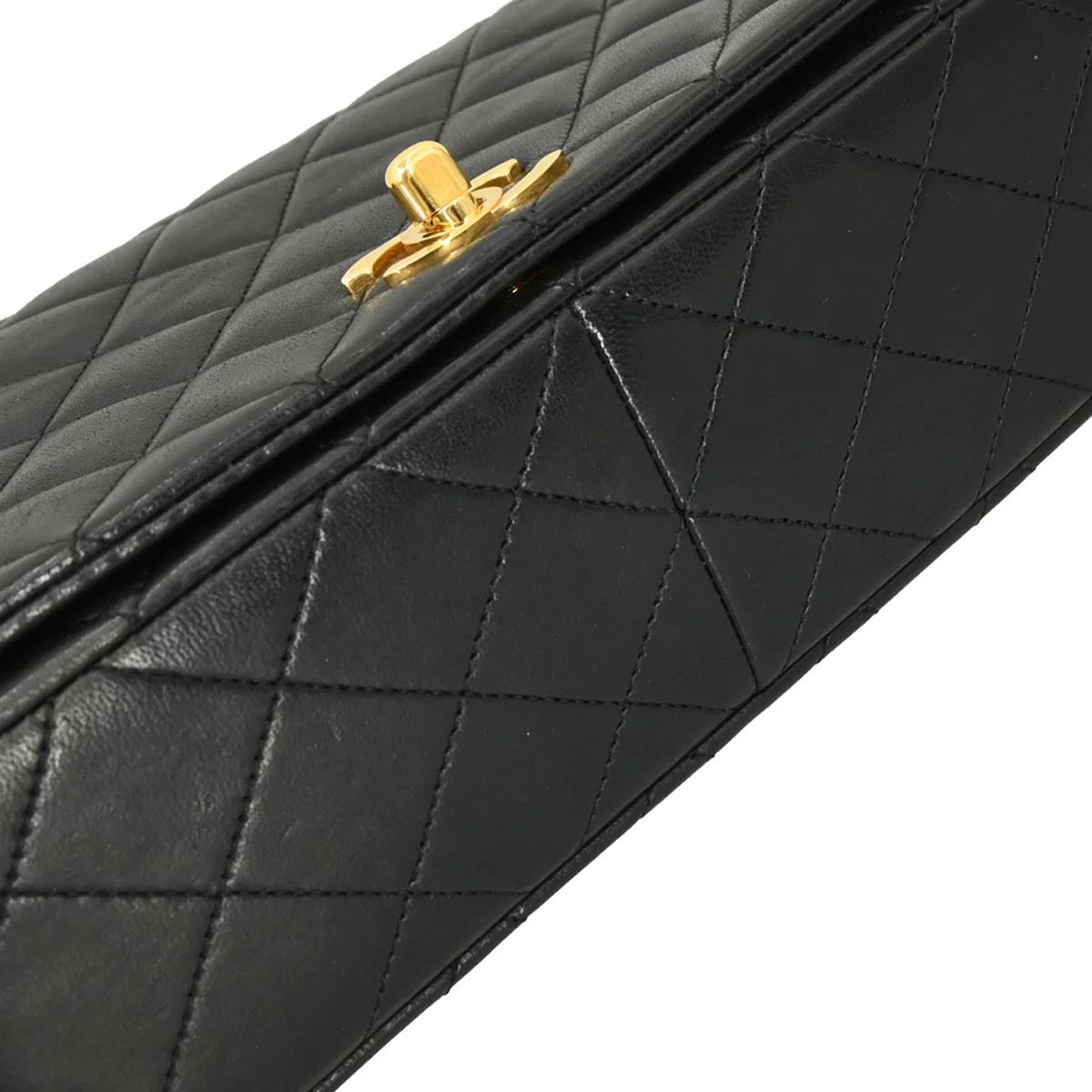 Chanel 1989-1991 Black Lambskin Turnlock Small Full Flap Shoulder Bag - Image 3