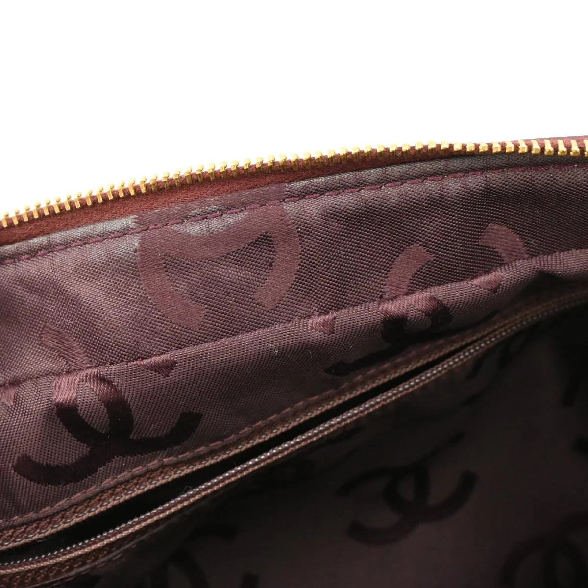 Chanel 2000-2002 Bordeaux Lambskin Chevron Handbag - Image 10