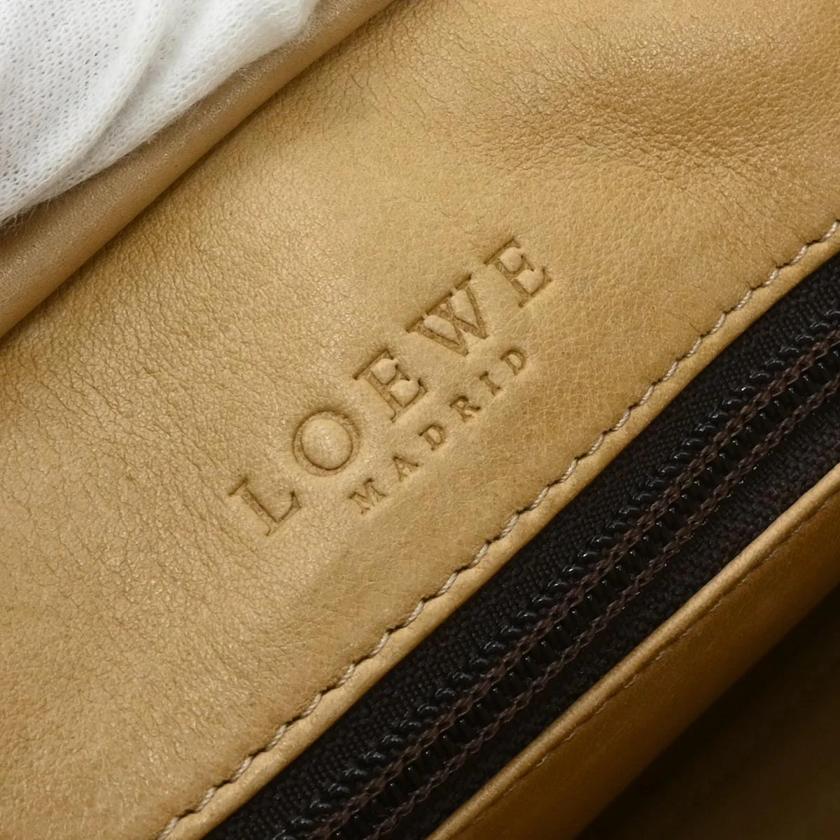 Loewe Beige Suede Amazona 28 Handbag - Image 8