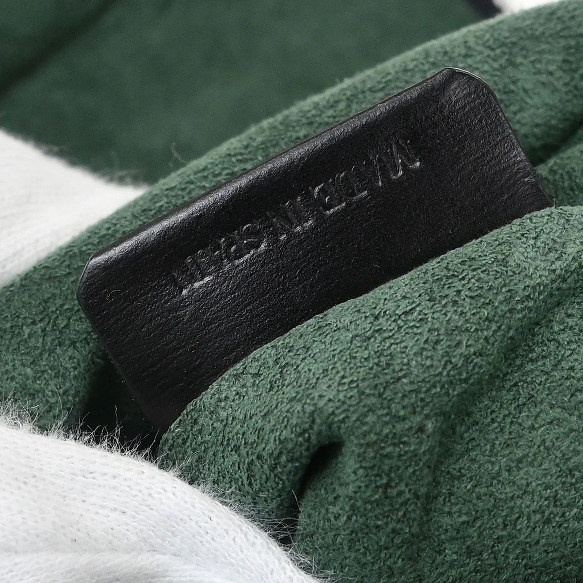 Loewe Black Sling Shoulder Bag - Image 10