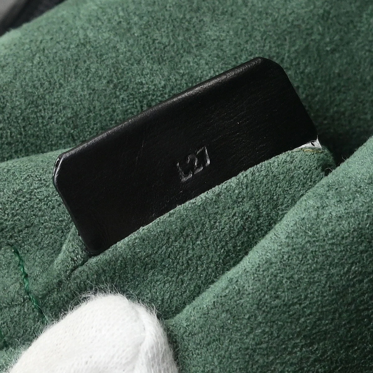Loewe Black Sling Shoulder Bag - Image 11