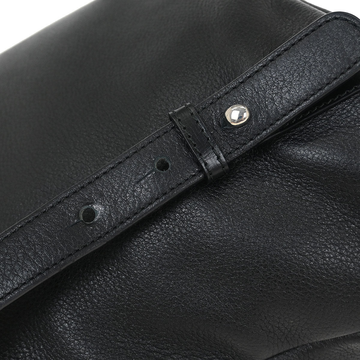 Loewe Black Sling Shoulder Bag - Image 3
