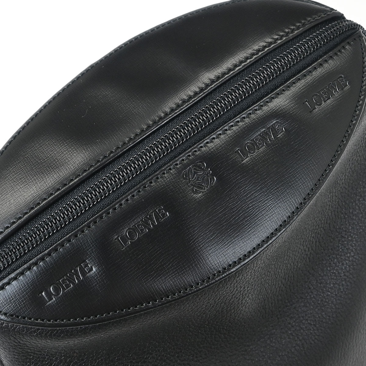 Loewe Black Sling Shoulder Bag - Image 7