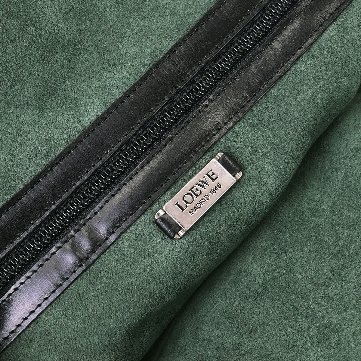 Loewe Black Sling Shoulder Bag - Image 9