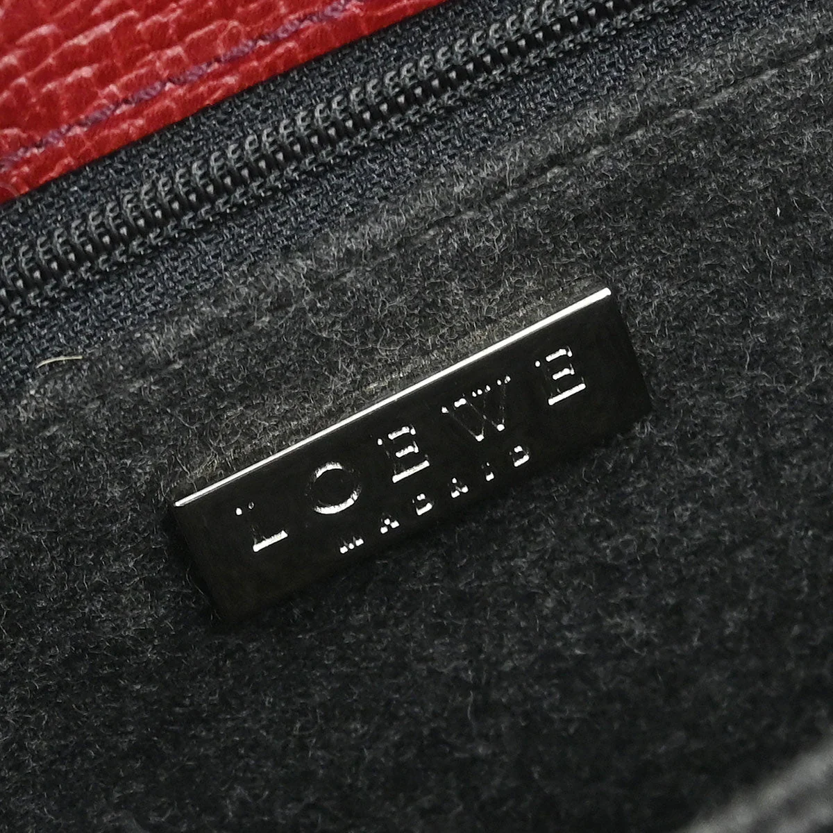 Loewe Bordeaux Leather Shoulder Bag - Image 9