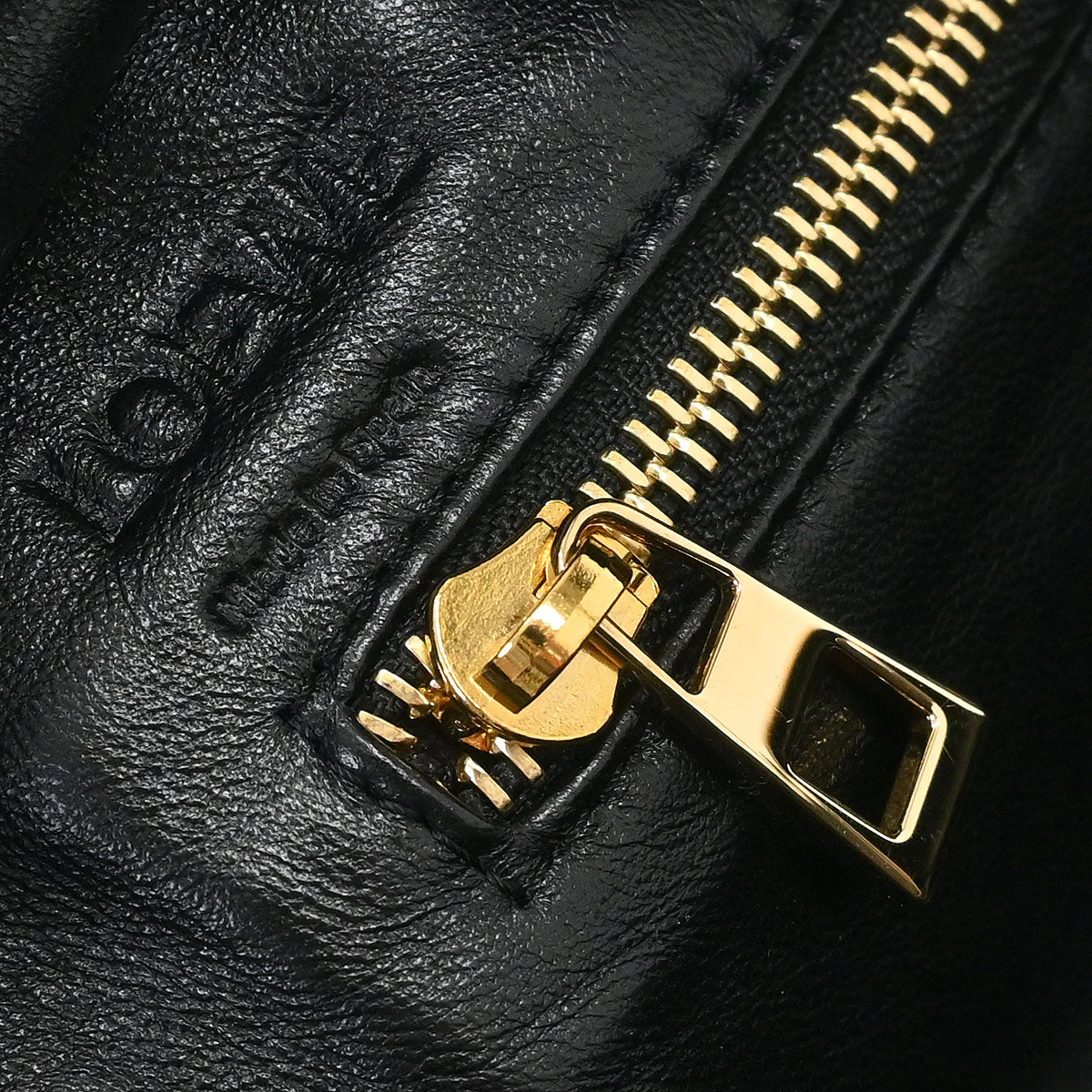 Loewe * Black Python Amazona 36 Handbag - Image 8