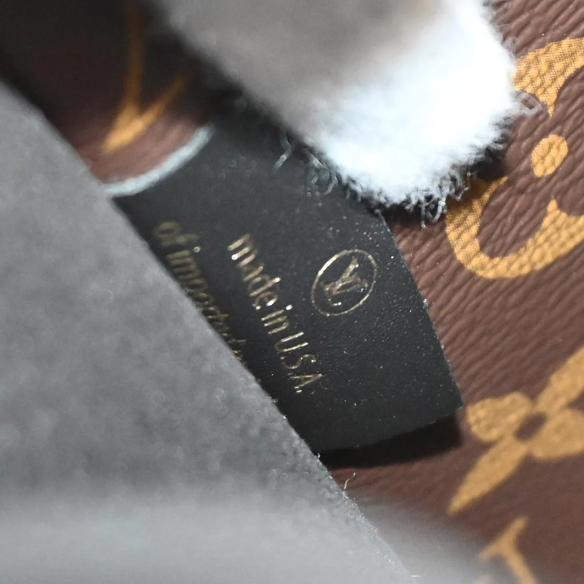 Louis Vuitton Monogram Neo Noe Shoulder Bag M44020 - Image 9