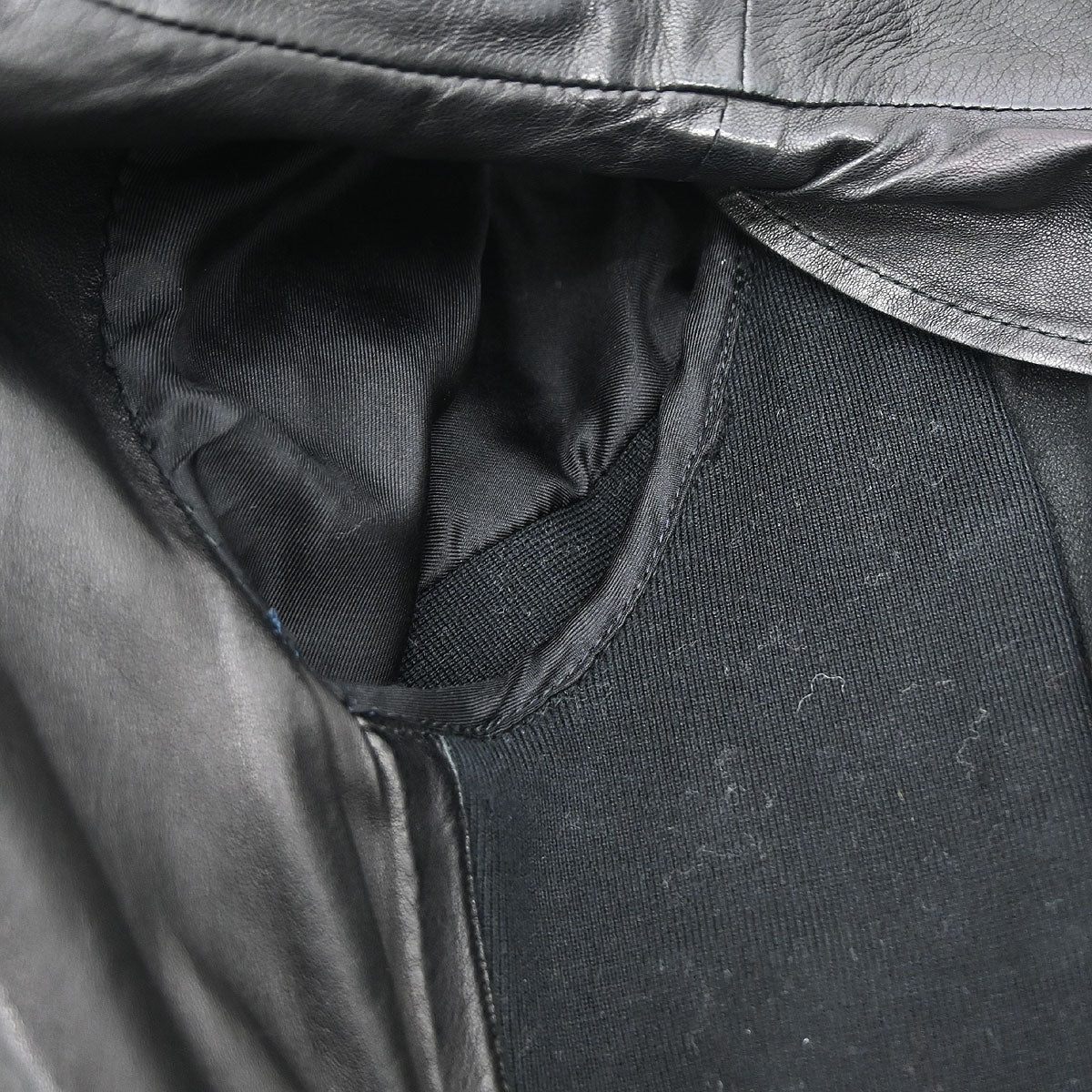 Gucci Zip Up Jacket Black #38 - Image 10