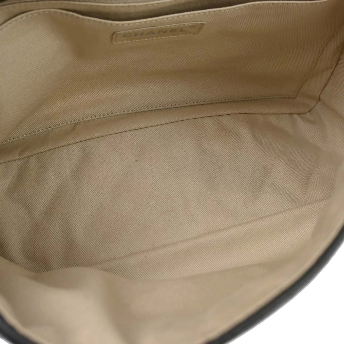 Chanel 2011 Gray Calfskin Shoulder Bag - Image 8