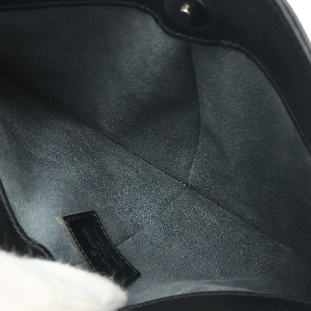 Louis Vuitton Black Epi Pochette Demi-lune Handbag M52622 - Image 12
