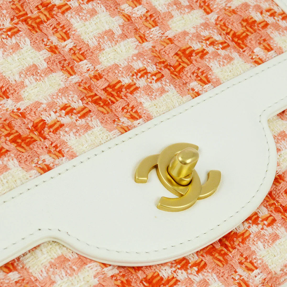 Chanel 2000-2001 White Orange Tweed Lambskin Chain Shoulder Bag - Image 3