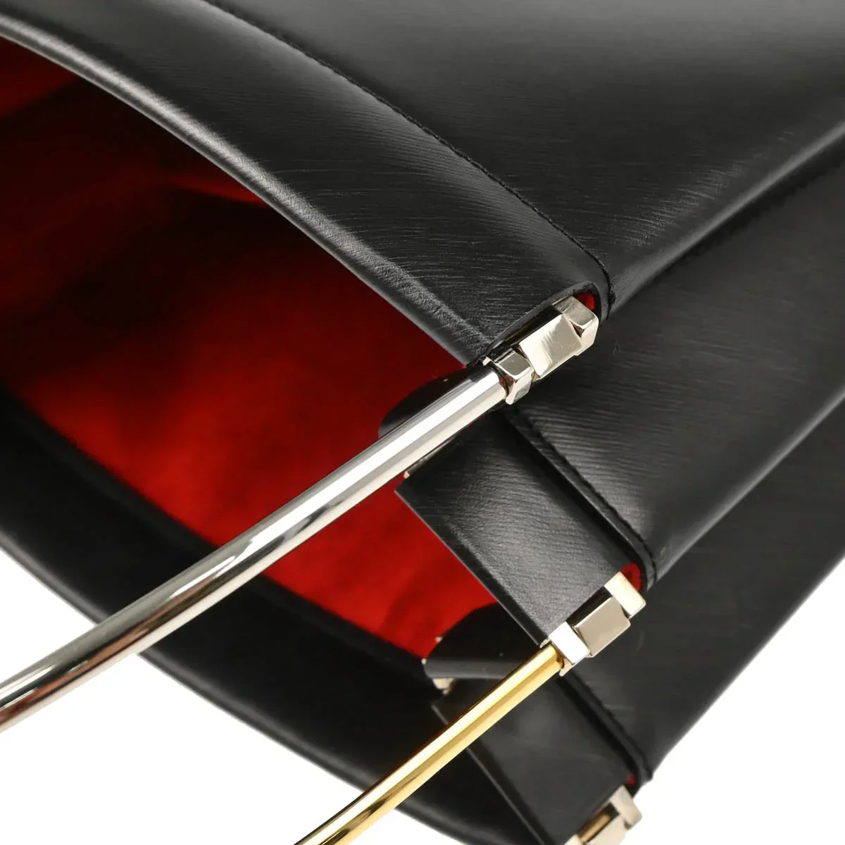 Cartier Black Trinity Handbag - Image 7