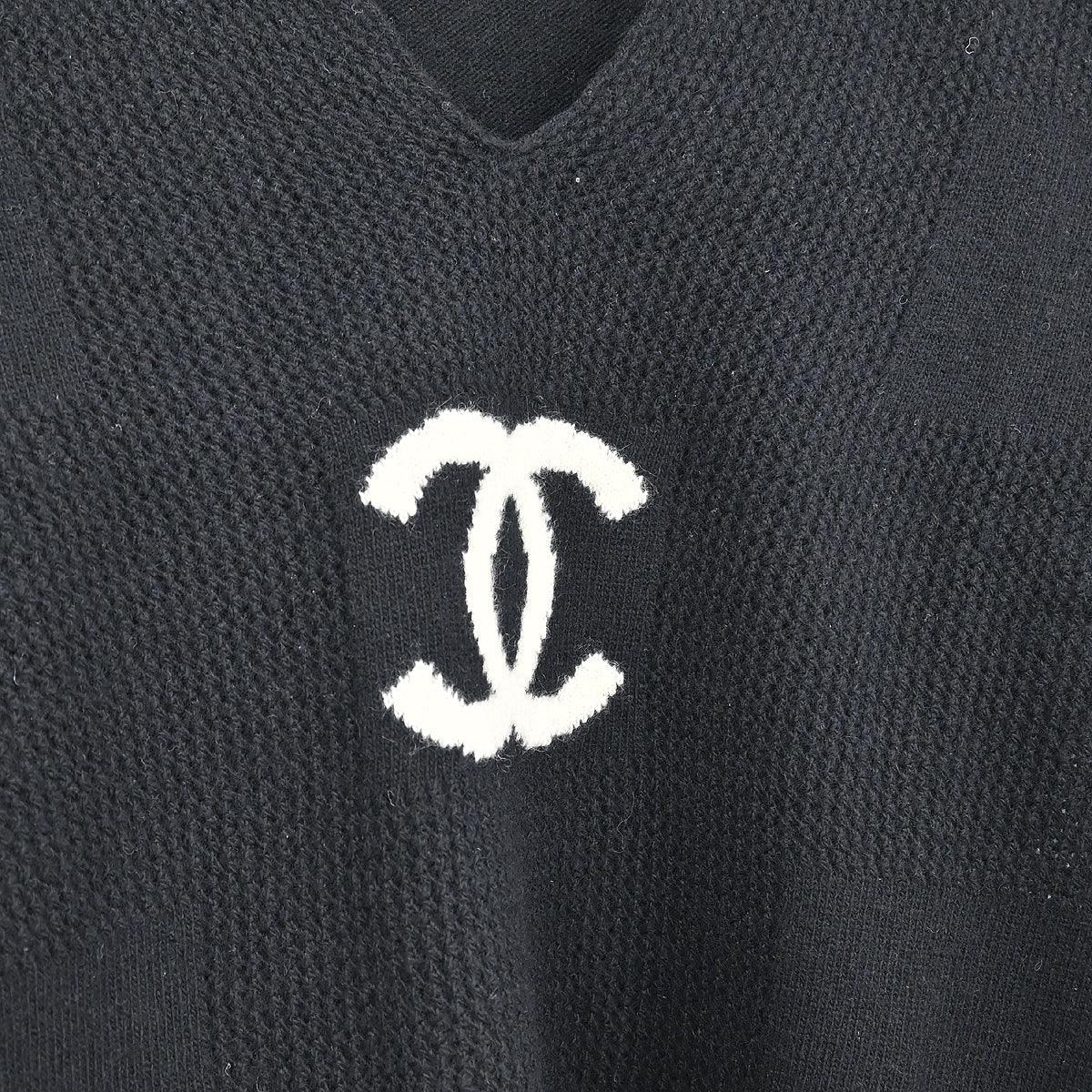 Chanel 2001 Short Sleeve Sweater Knit Top Black #42 - Image 6