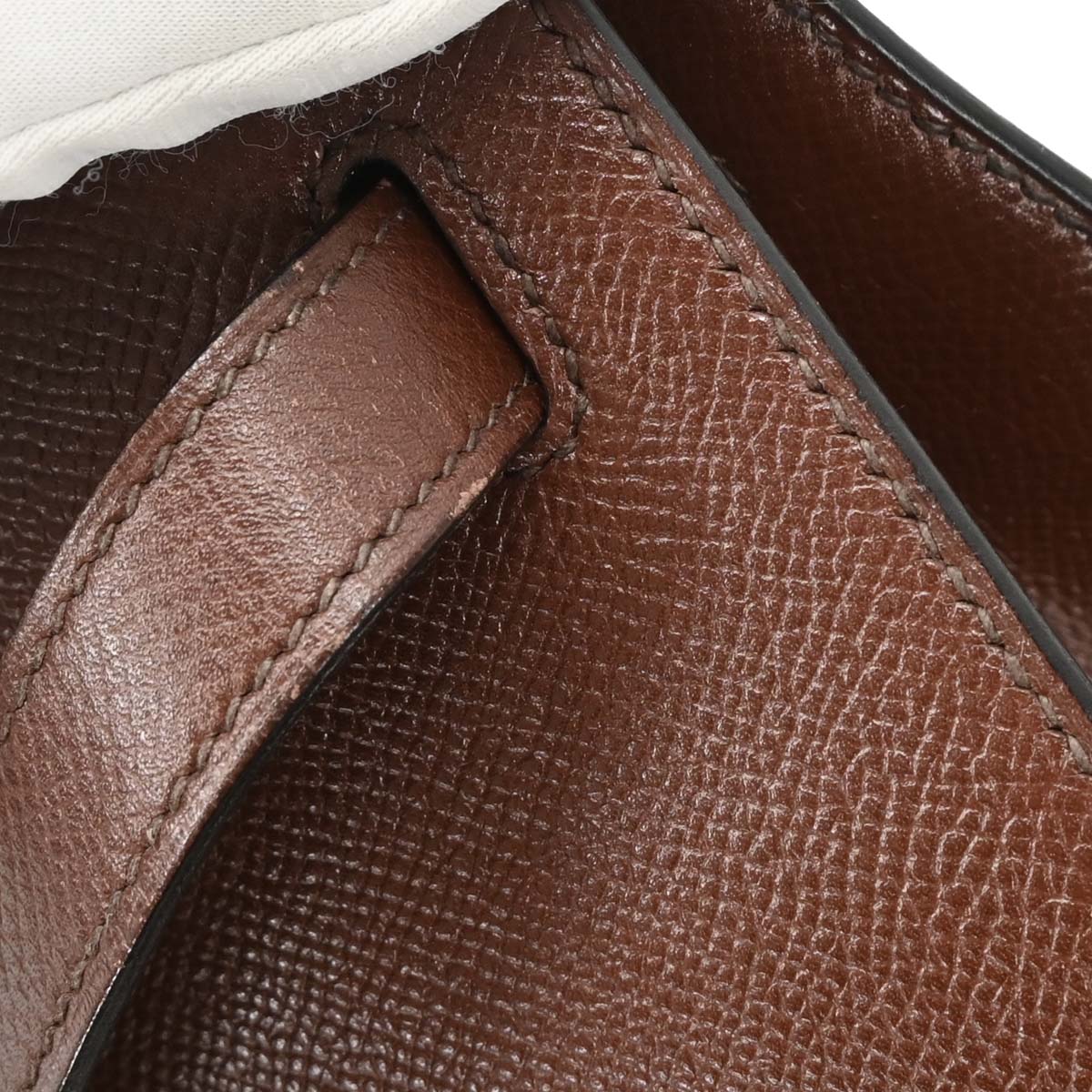 Hermes 1990 Havane Courchevel Kelly 28 Sellier Handbag - Image 9