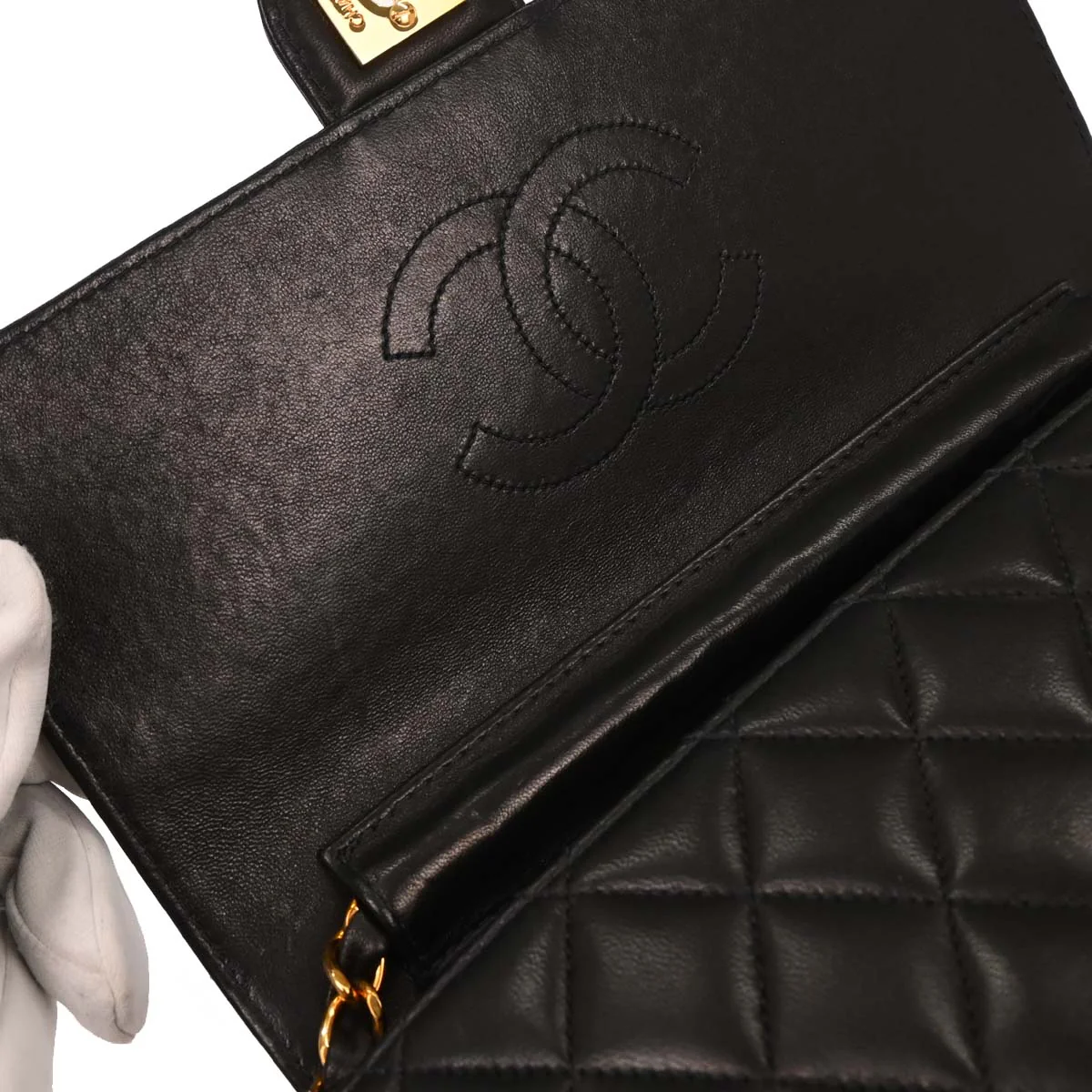 Chanel 2003-2004 Black Lambskin Turnlock Small Half Flap Shoulder Bag - Image 6
