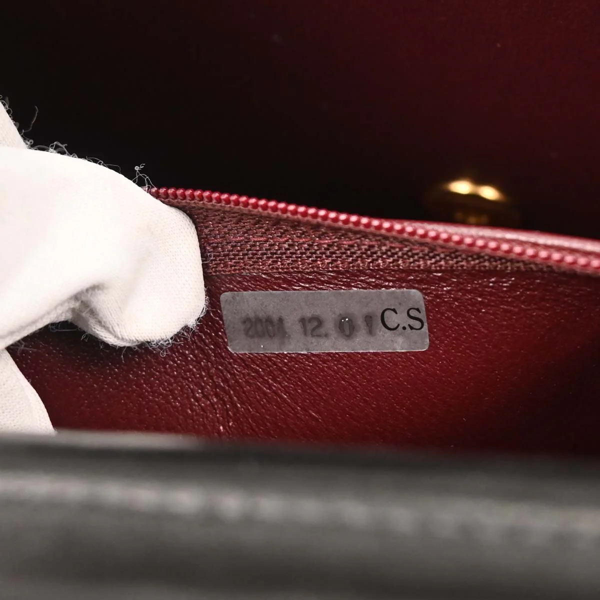 Chanel 2004-2005 Black Lambskin Turnlock Small Half Flap Shoulder Bag - Image 8