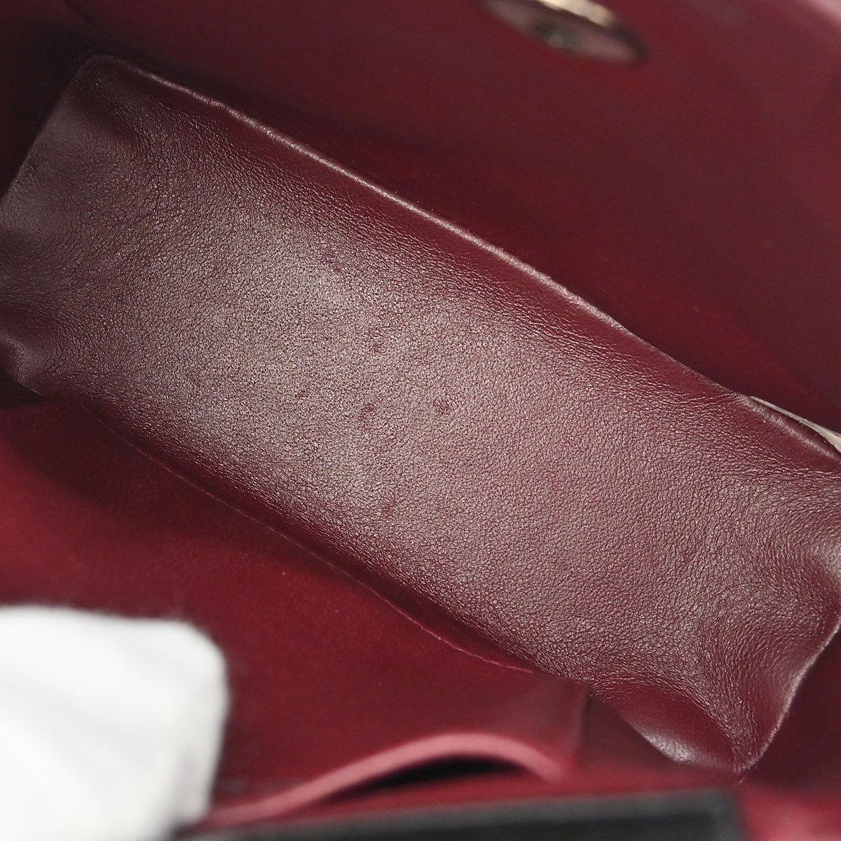 Chanel 1997-1999 Black Lambskin Handbag - Image 7