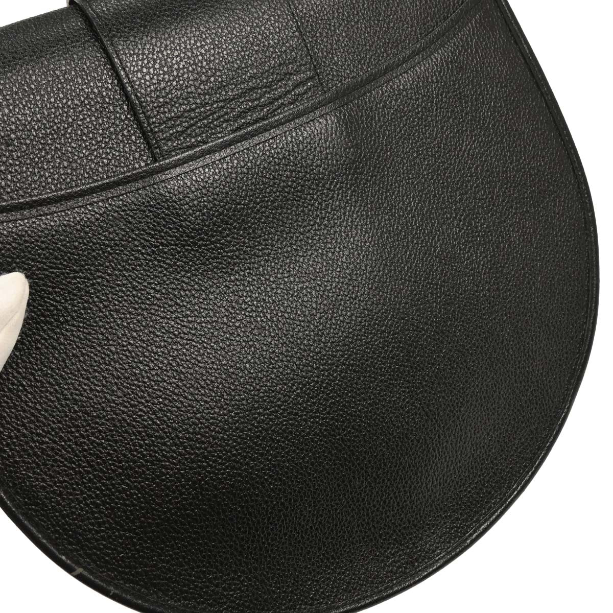 Yves Saint Laurent Black Shoulder Bag - Image 4