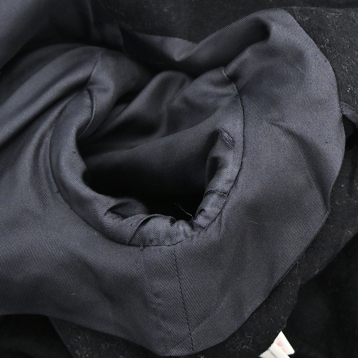 Yves Saint Laurent 2012 Coat Black #F34 - Image 15