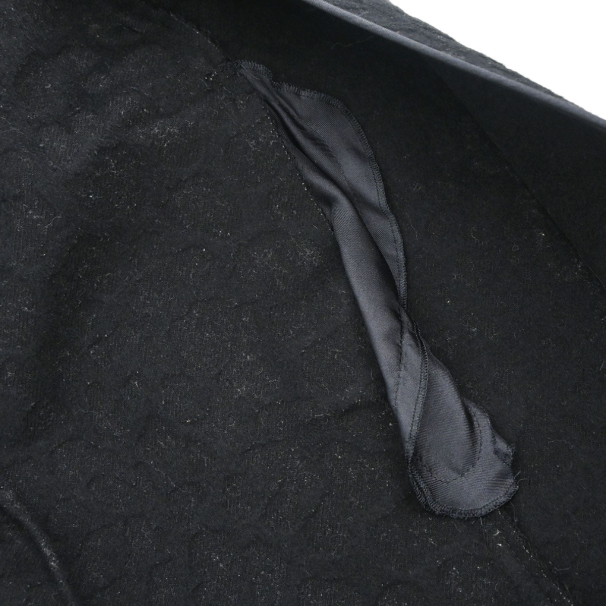 Yves Saint Laurent 2012 Coat Black #F34 - Image 18