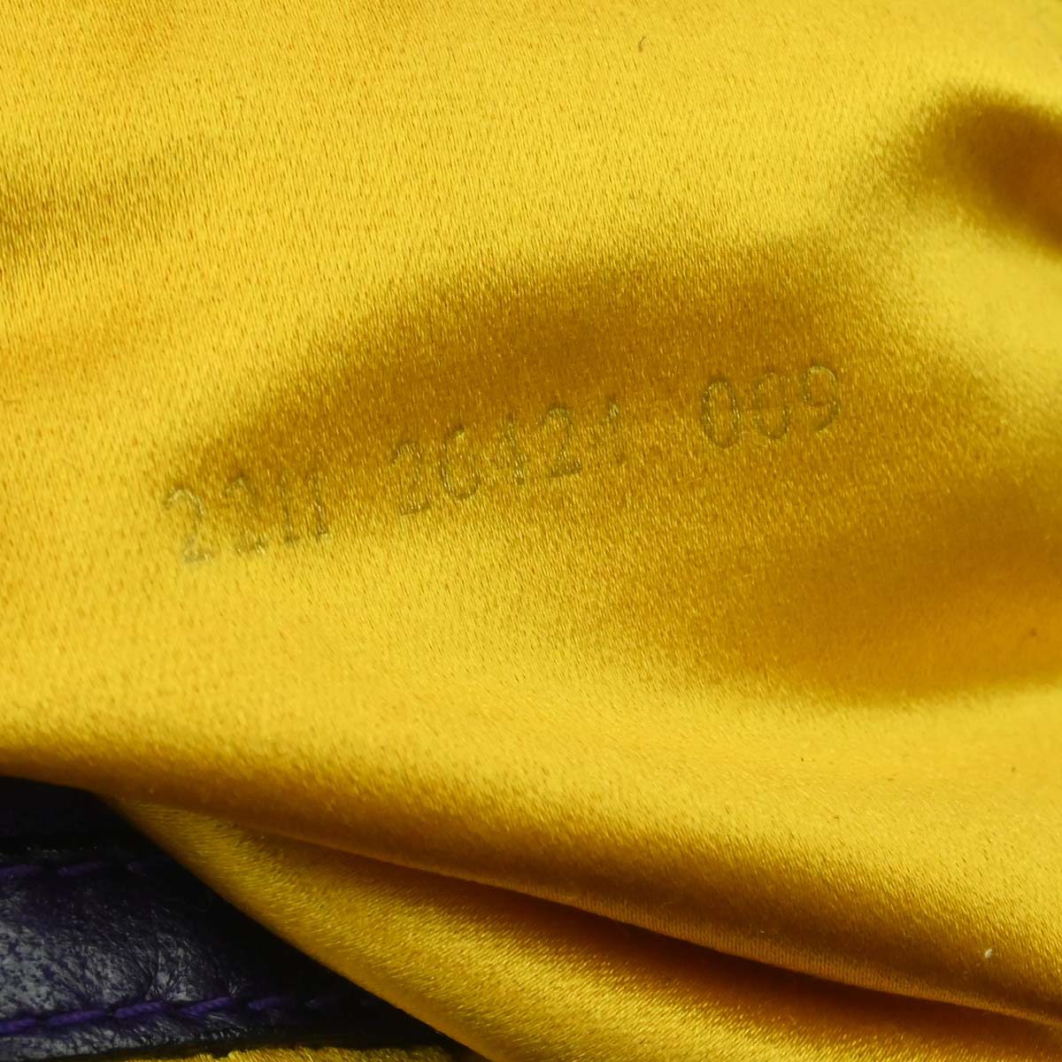 Fendi Purple Suede Baguette Handbag - Image 20