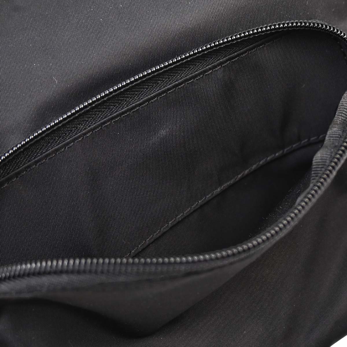Prada Black Nylon Shoulder Bag - Image 18