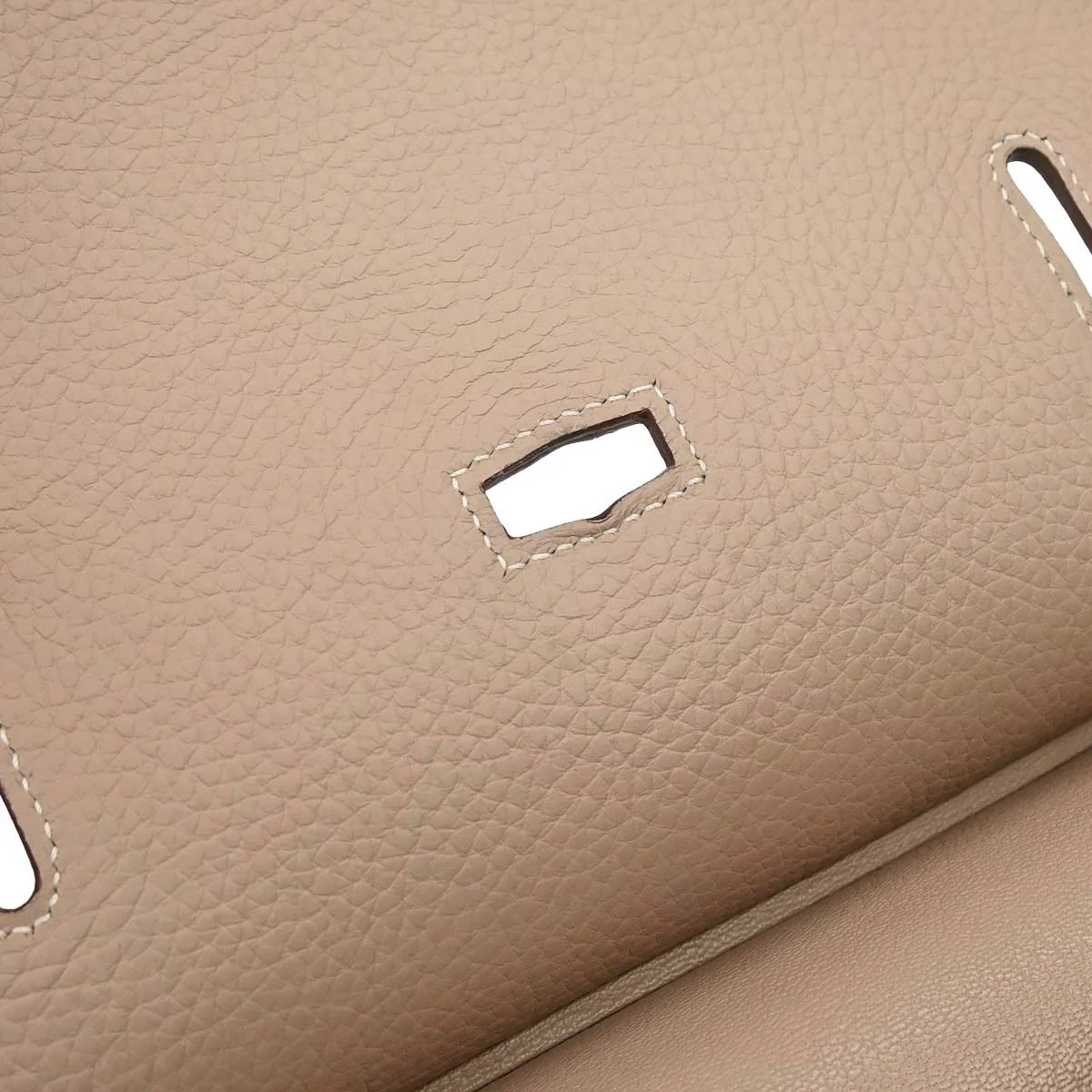 Hermes Argile Taurillon Clemence Jypsiere 31 Shoulder Bag - Image 12