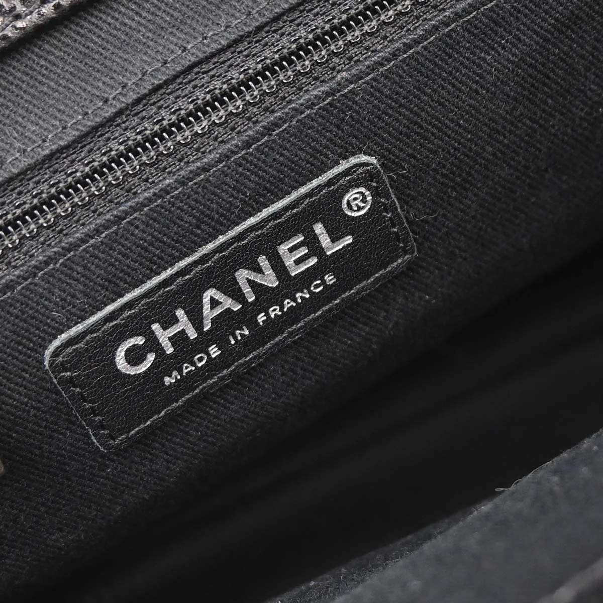 Chanel Black Caviar Skin Chain Tote Bag - Image 17