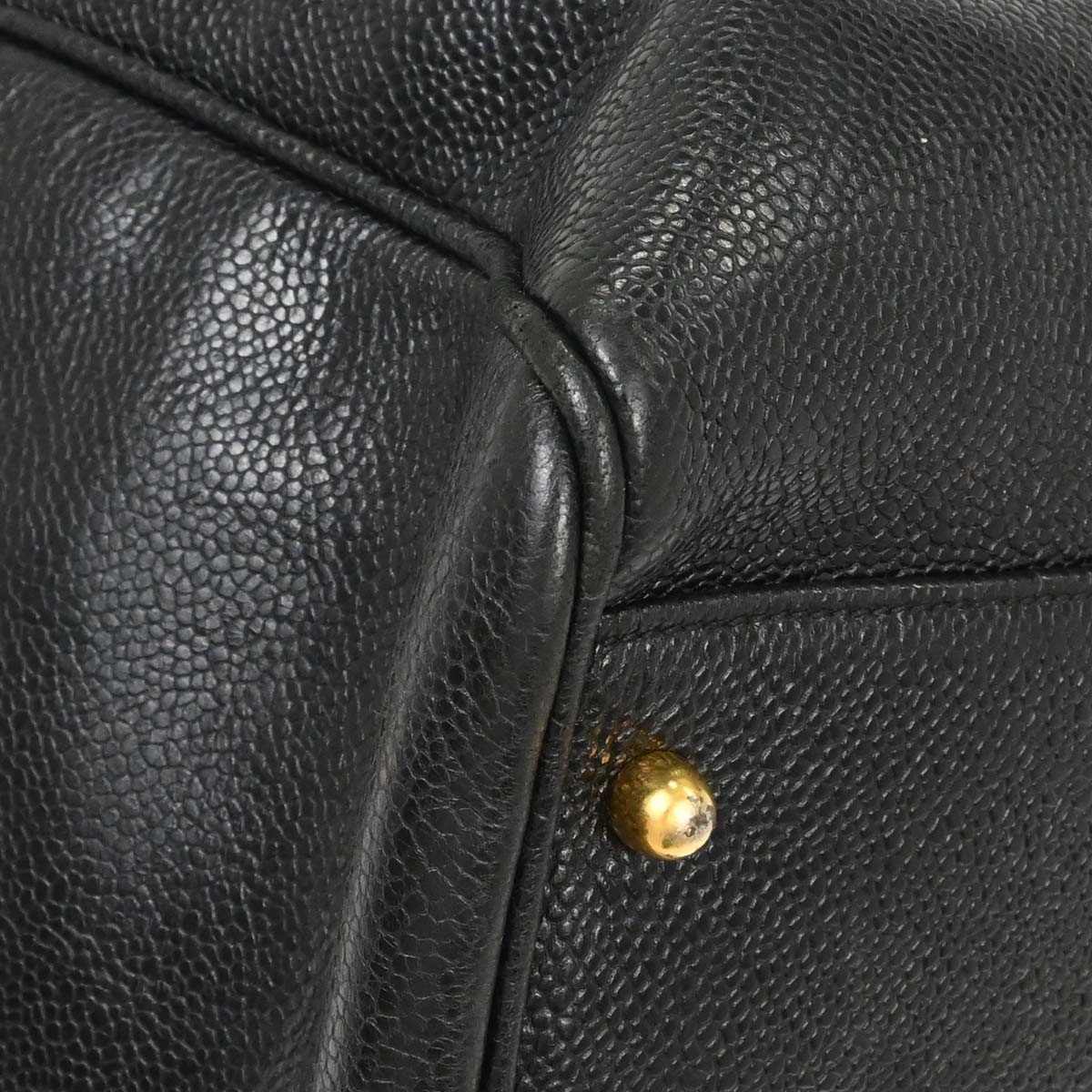 Chanel 1997-1999 Black Caviar Skin 2way Shoulder Duffle Handbag - Image 16