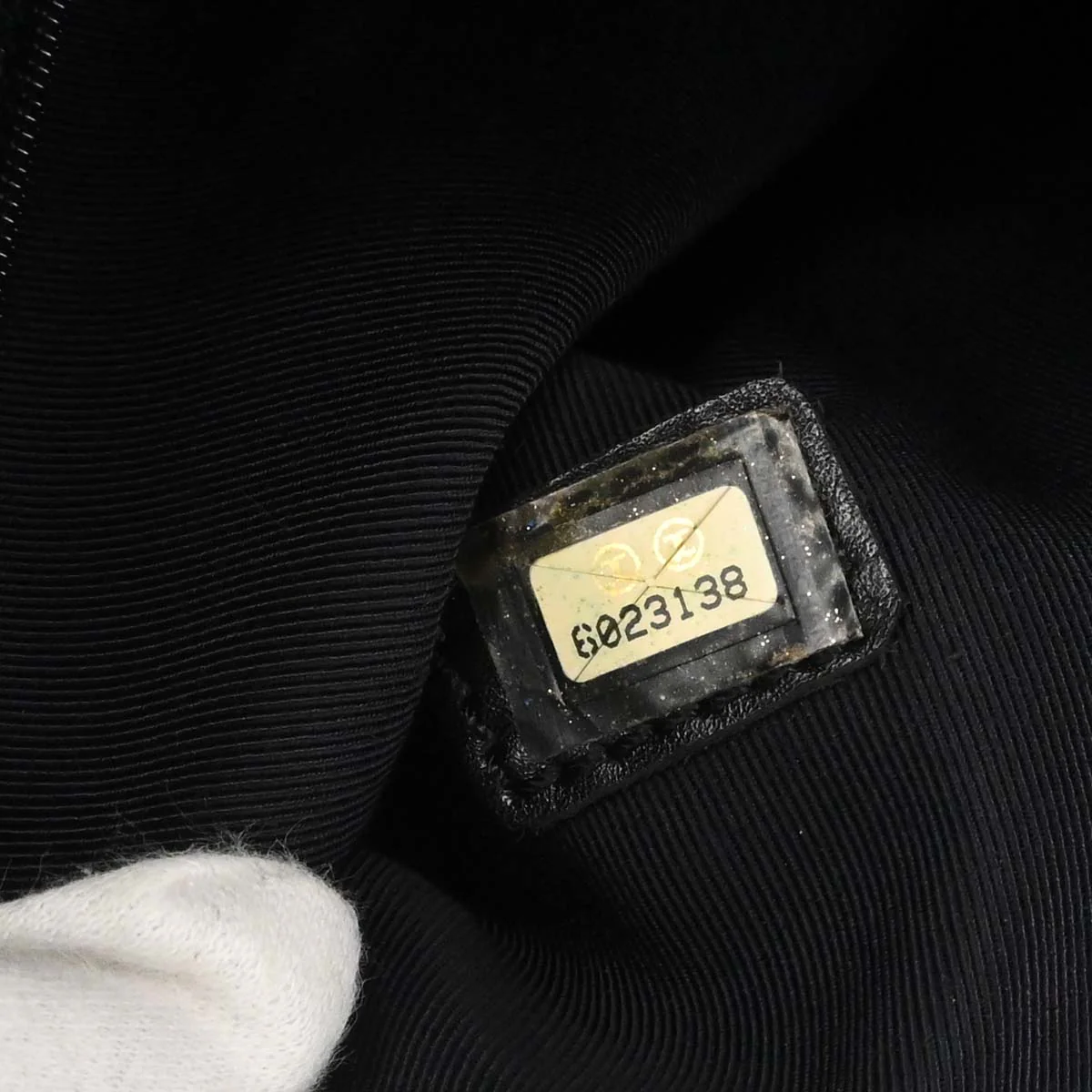 Chanel 2000-2002 Black Lambskin Tote Handbag - Image 20