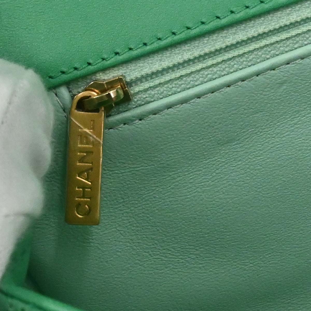 Chanel 2017 Green Caviar Filigree Flap Bag Shoulder Bag - Image 17