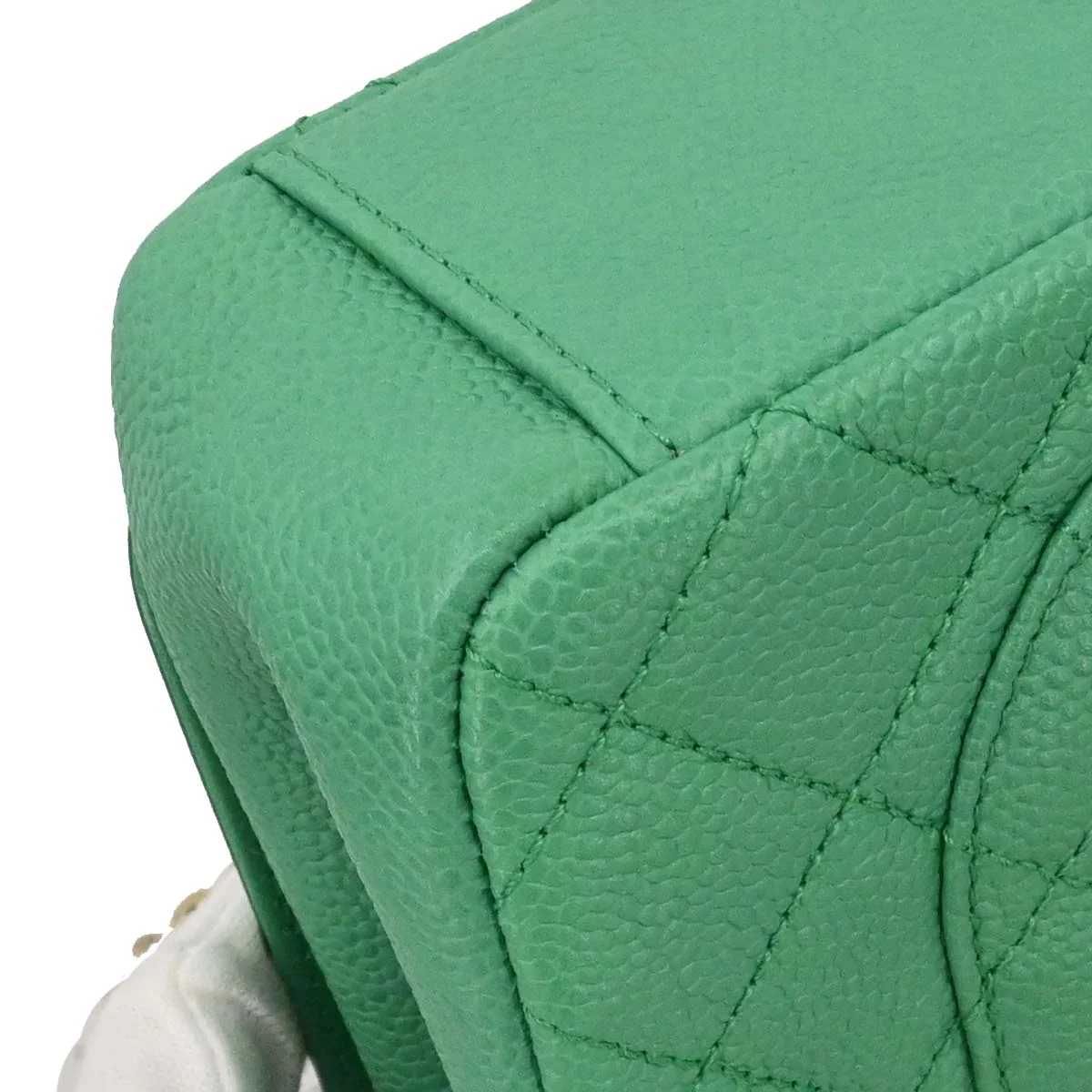 Chanel 2017 Green Caviar Filigree Flap Bag Shoulder Bag - Image 7
