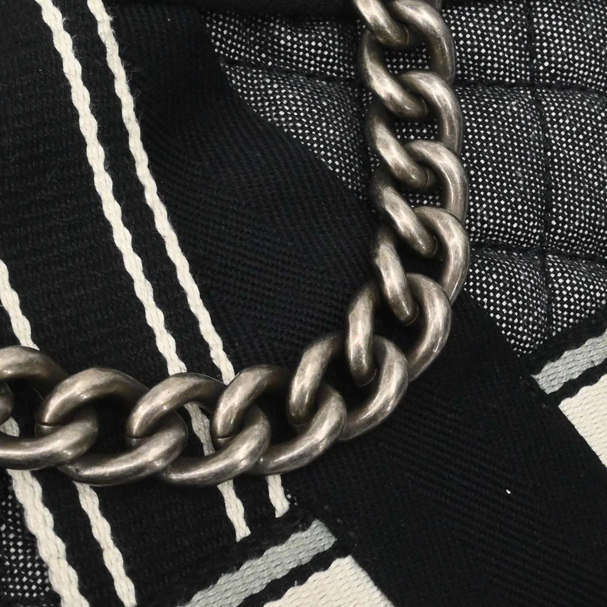 Chanel Black Quilted Denim Medium Airlines Buckle 2way Shoulder Handbag - Image 10