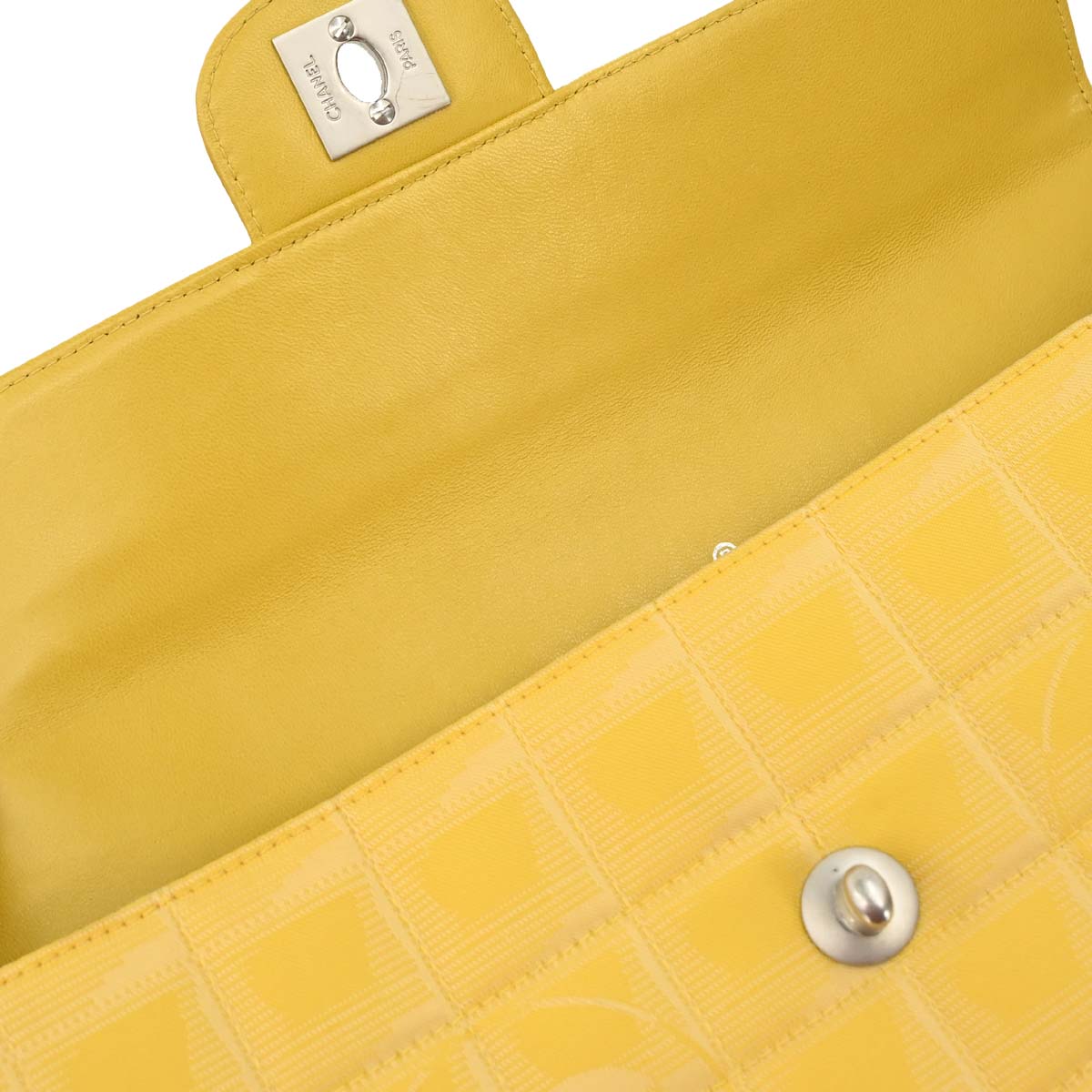Chanel Yellow Jacquard Nylon Travel Line East West Shoulder Bag - Image 14