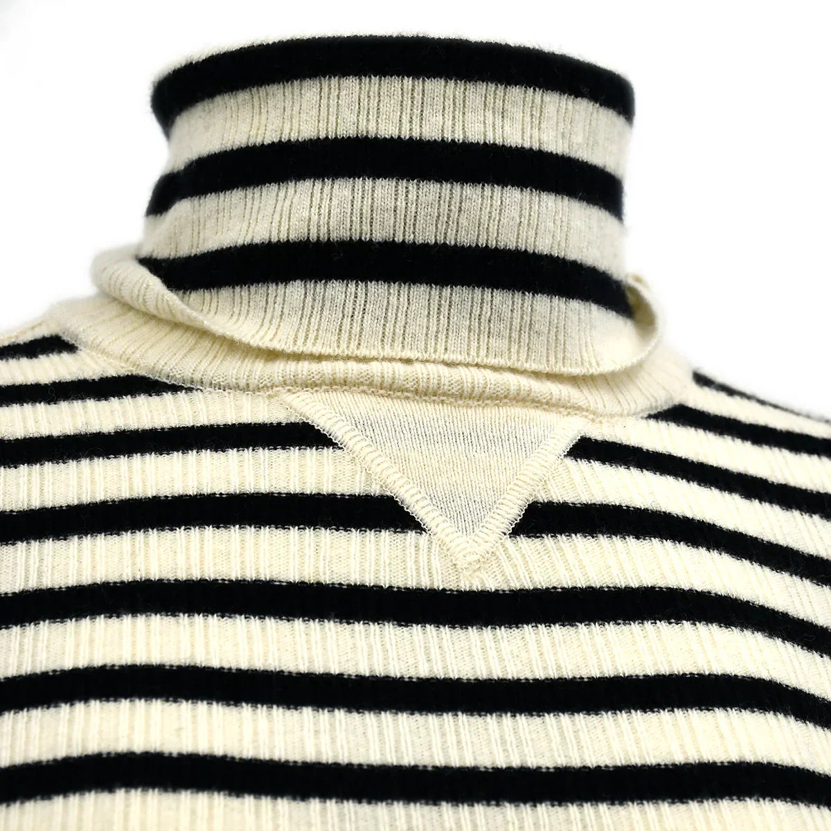 Chanel Sport Line Sweater Ivory 06A #34 - Image 6