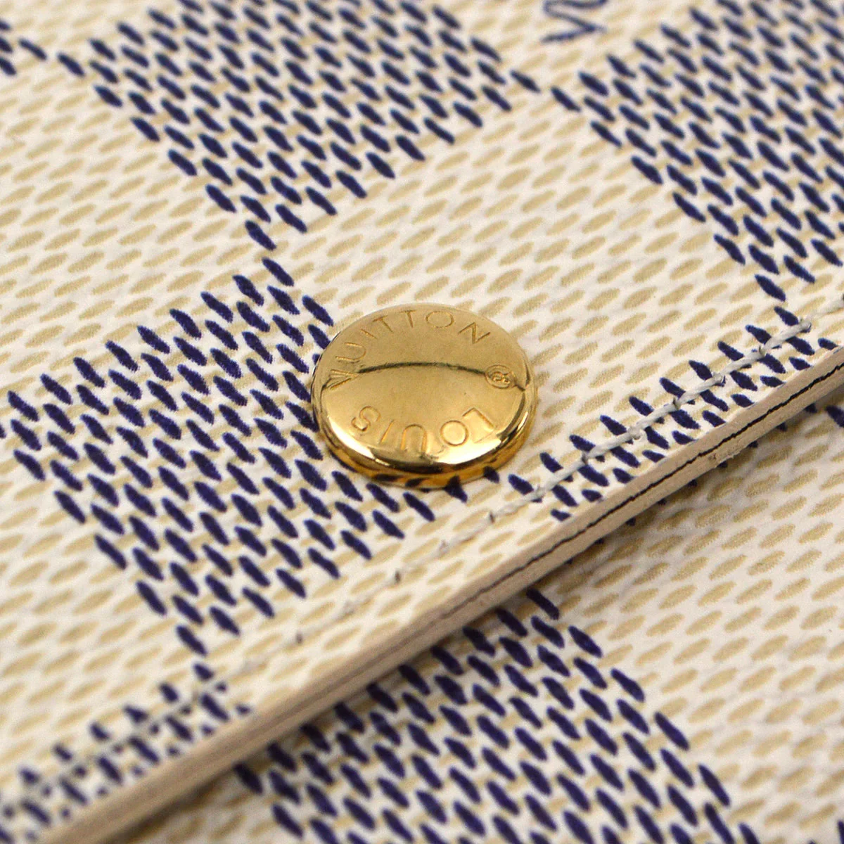 Louis Vuitton 2009 Damier Azur Multicles 6 Key Case N61745 Small Good - Image 3
