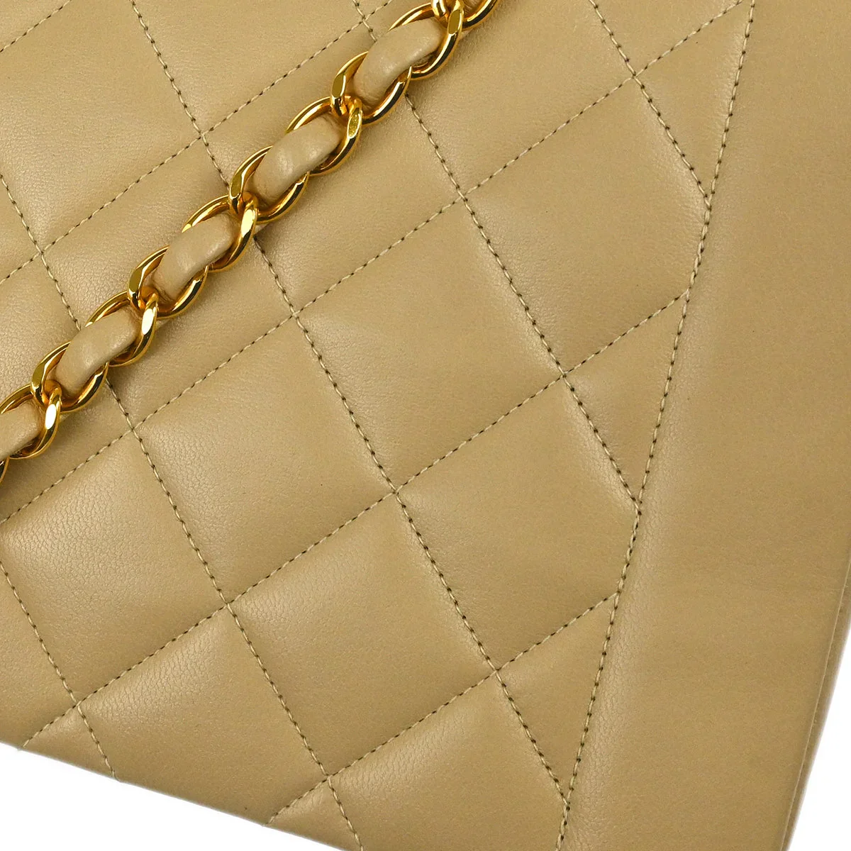 Chanel * 1994-1996 Beige Lambskin Medium Diana Shoulder Bag - Image 5