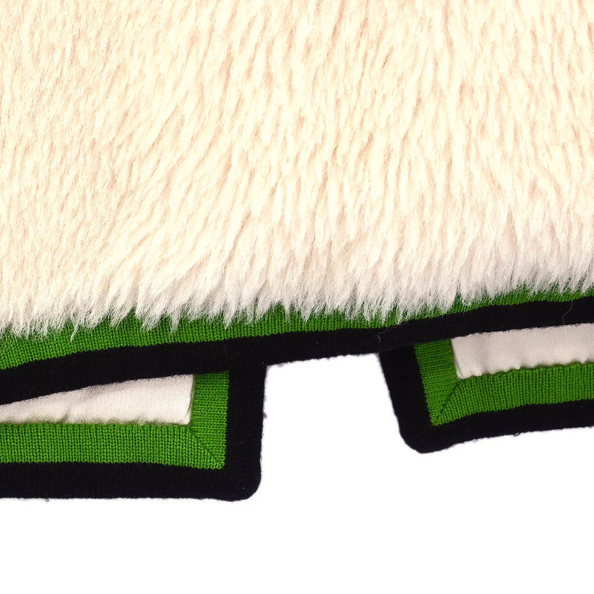 Chanel Sleeveless Fur Vest White - Image 4