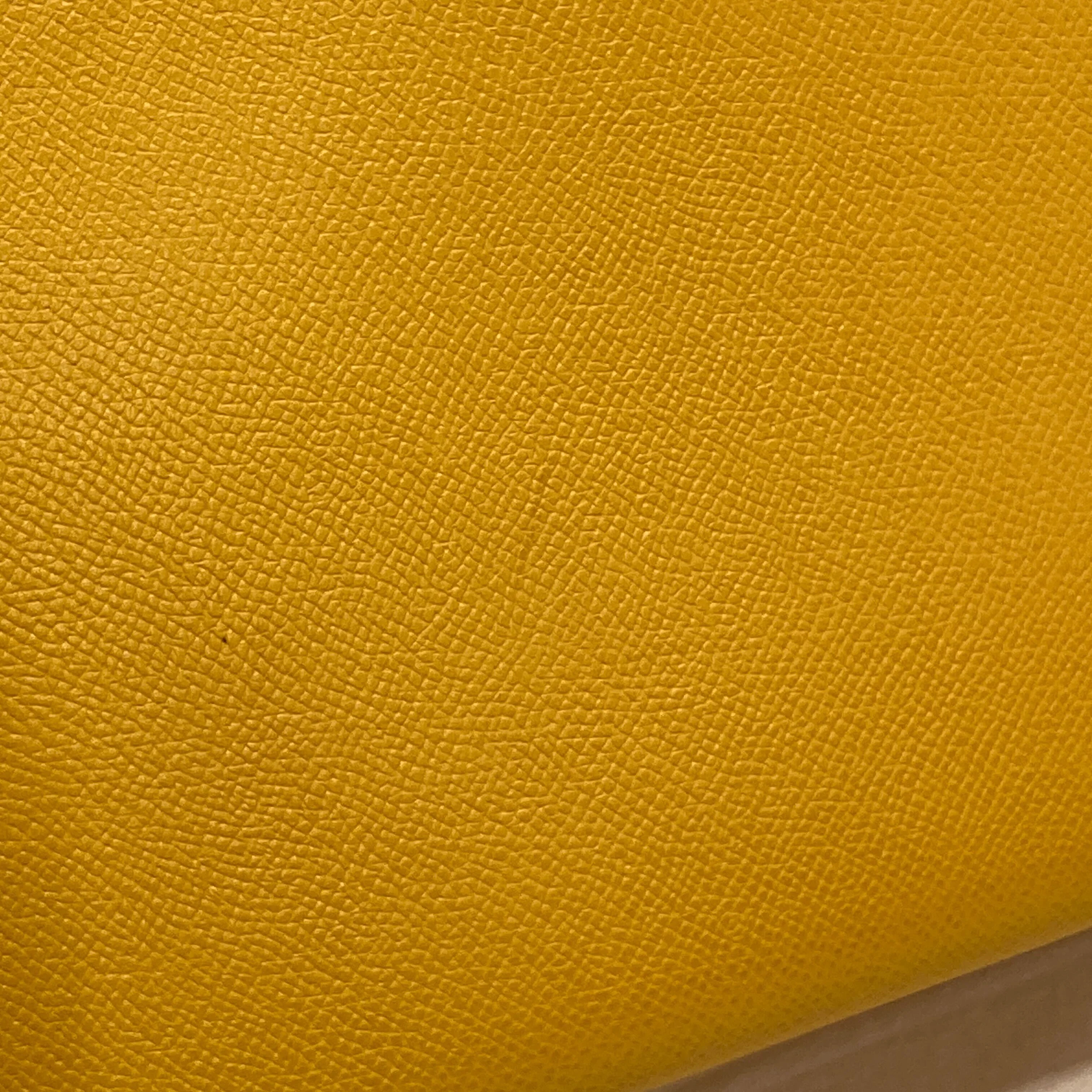 Hermes Jaune Courchevel Kelly 32 Sellier Handbag - Image 10
